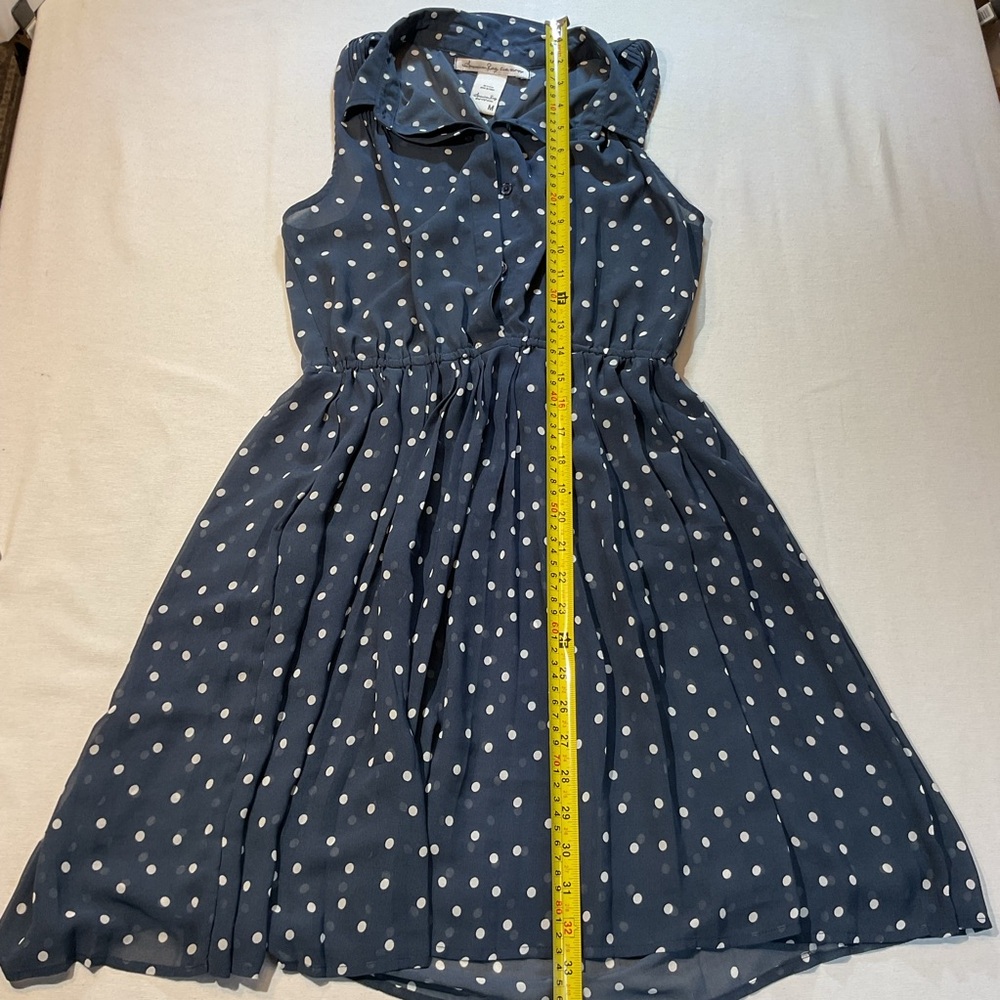American Rag Navy and White Polka Dot overlay no slip - Picture 3 of 5